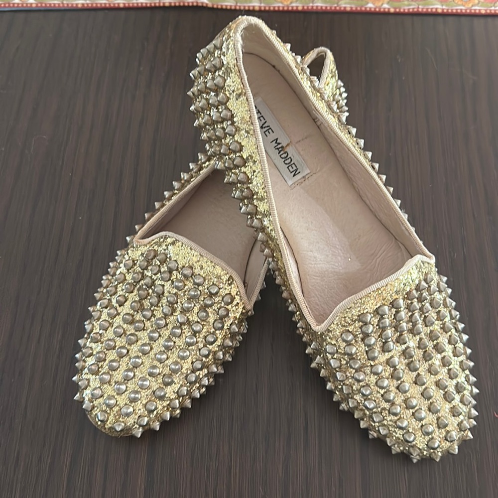 STEVE MADDEN Studly Gold Studded Flat